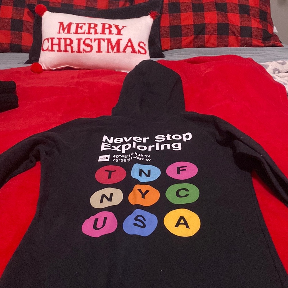 Womens black north face hoodie